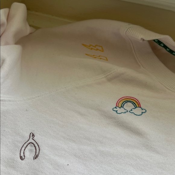 Embroidered lucky sweatshirt - Picture 13 of 13